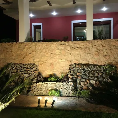 Villa The Red Gennadi
